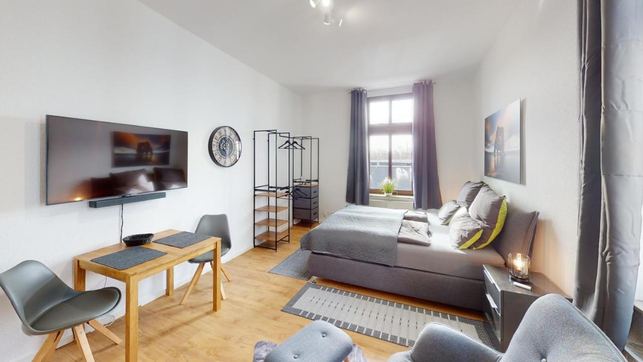 Halle  Sweethome - Zentral - Kueche & Parkplatz, Wifi מראה חיצוני תמונה