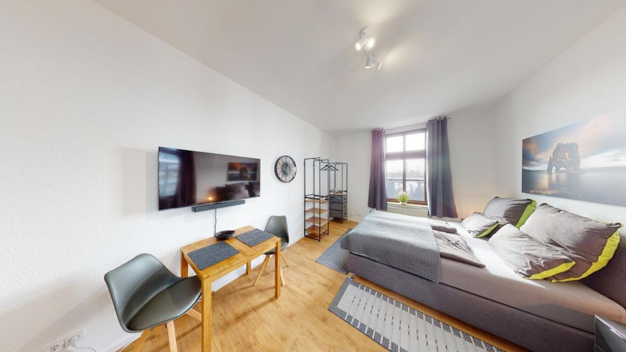 Halle  Sweethome - Zentral - Kueche & Parkplatz, Wifi מראה חיצוני תמונה
