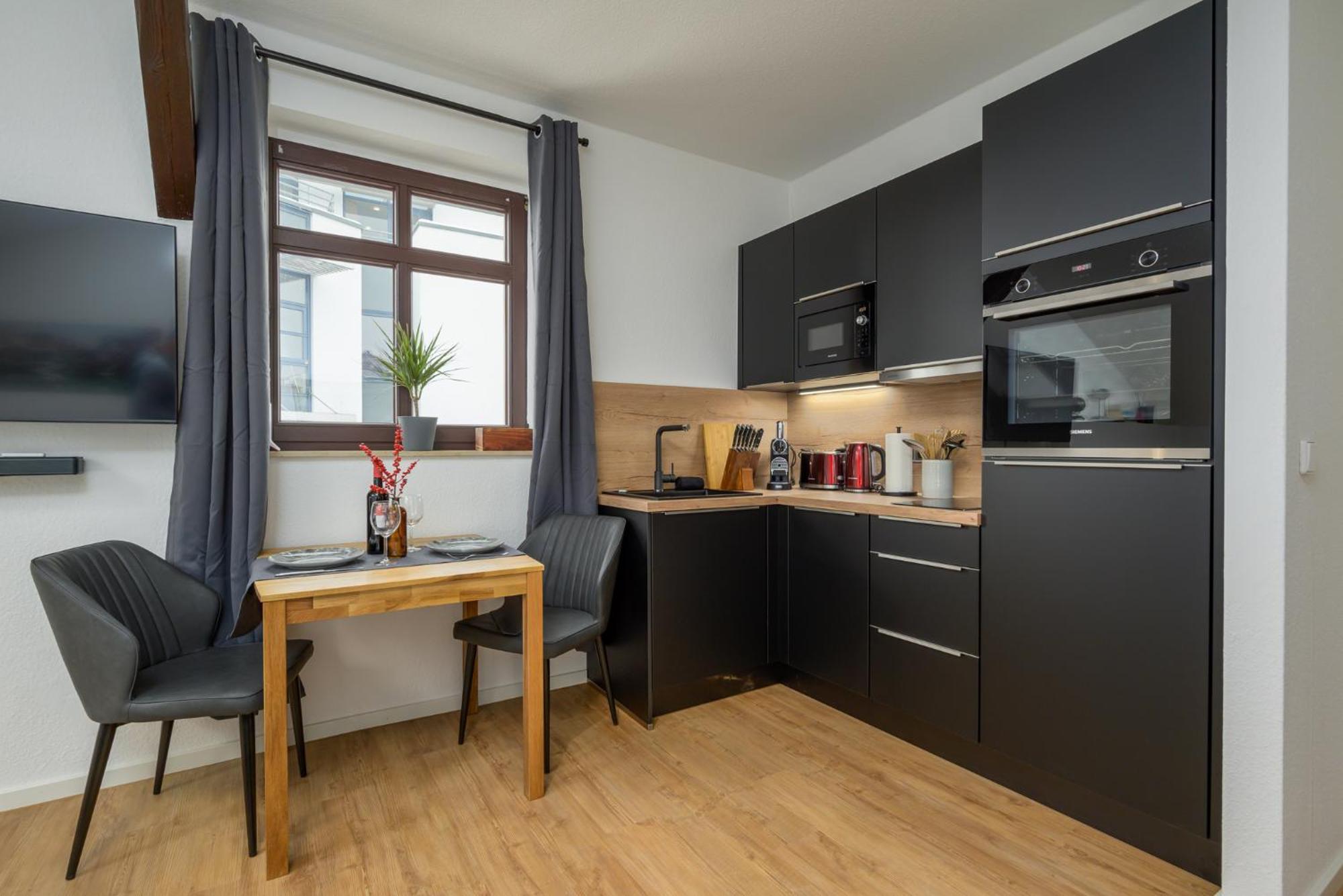 Halle  Sweethome - Zentral - Kueche & Parkplatz, Wifi מראה חיצוני תמונה