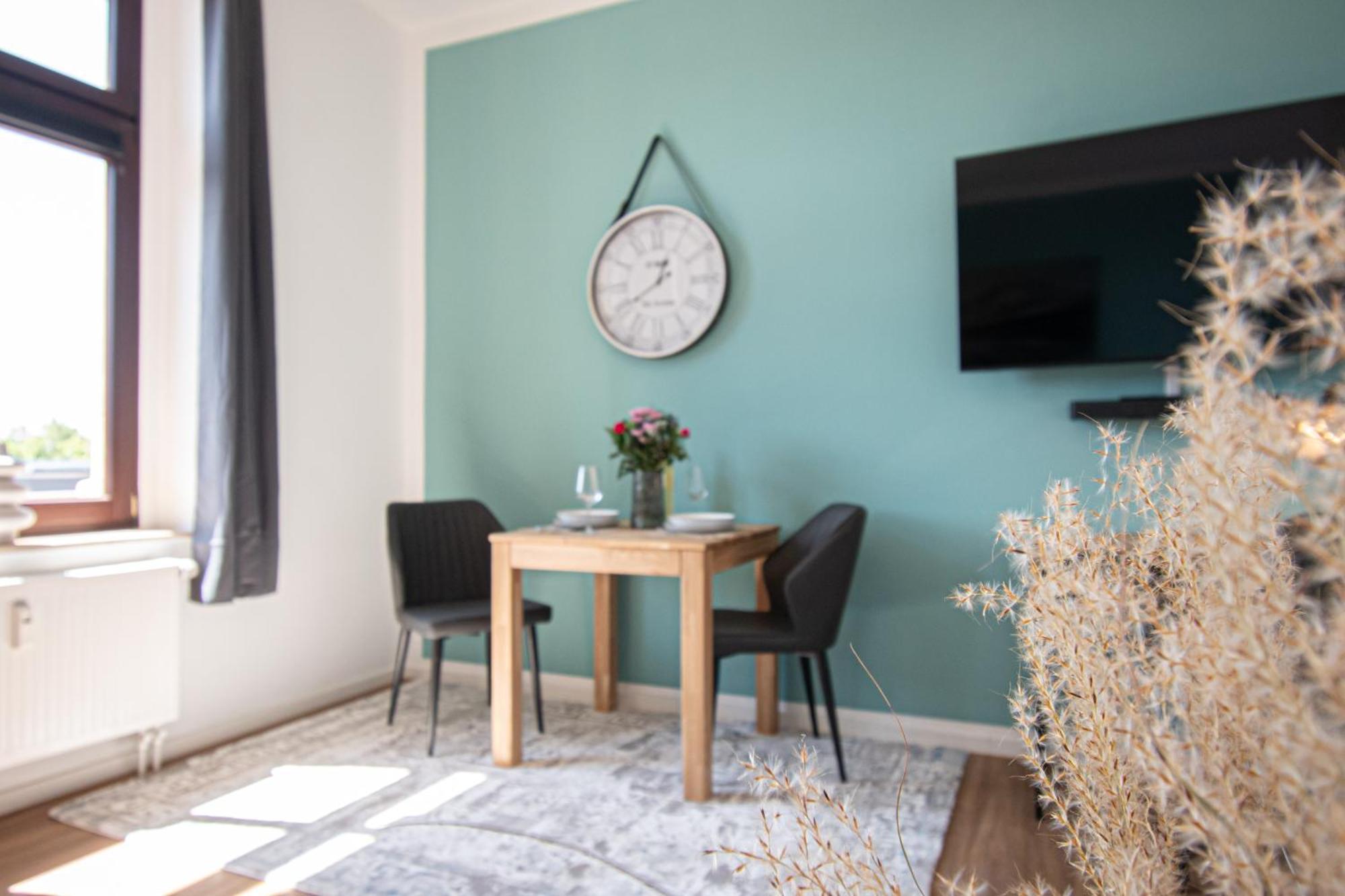 Halle  Sweethome - Zentral - Kueche & Parkplatz, Wifi מראה חיצוני תמונה
